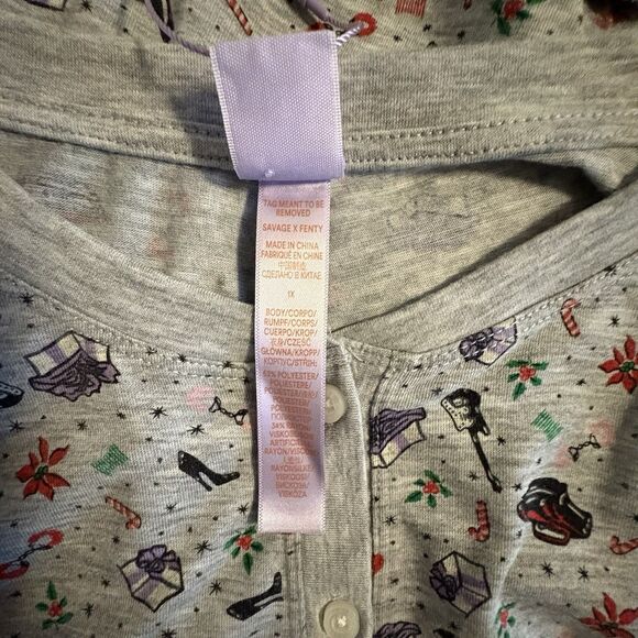 Savage X Fenty Tis The Savage Christmas Pajama Size 1X One Piece Open Back Flap - Picture 10 of 11